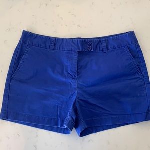 Vineyard Vines blue shorts